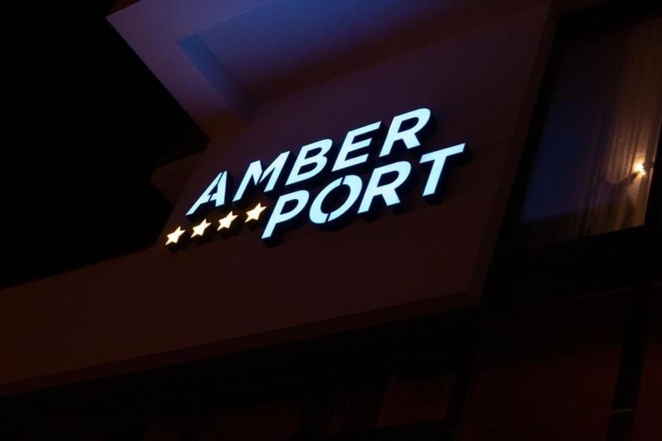ホテル Amber Port ダルウフコ エクステリア 写真